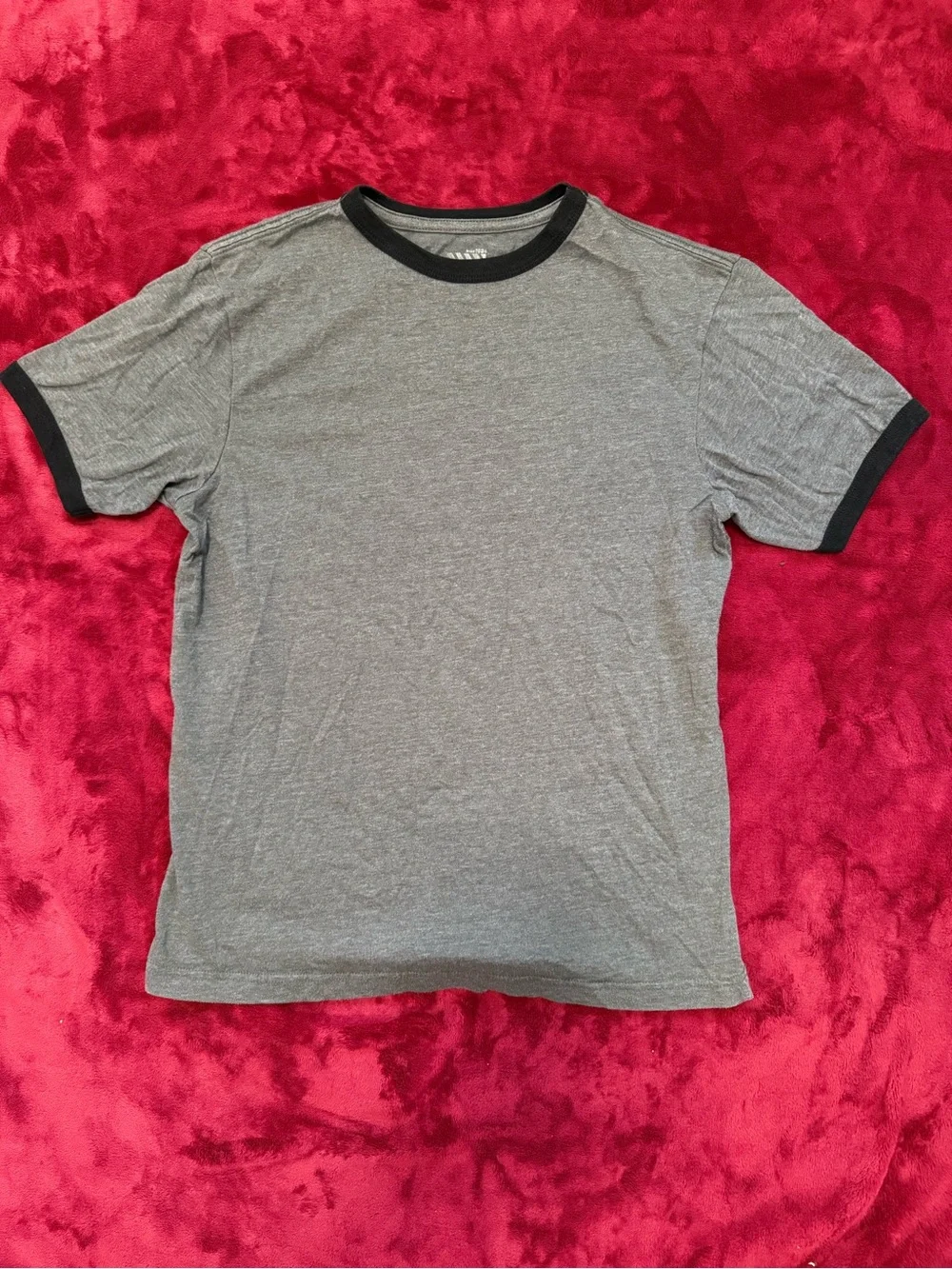 Old Navy Gray Ringer Tee with Black Trim